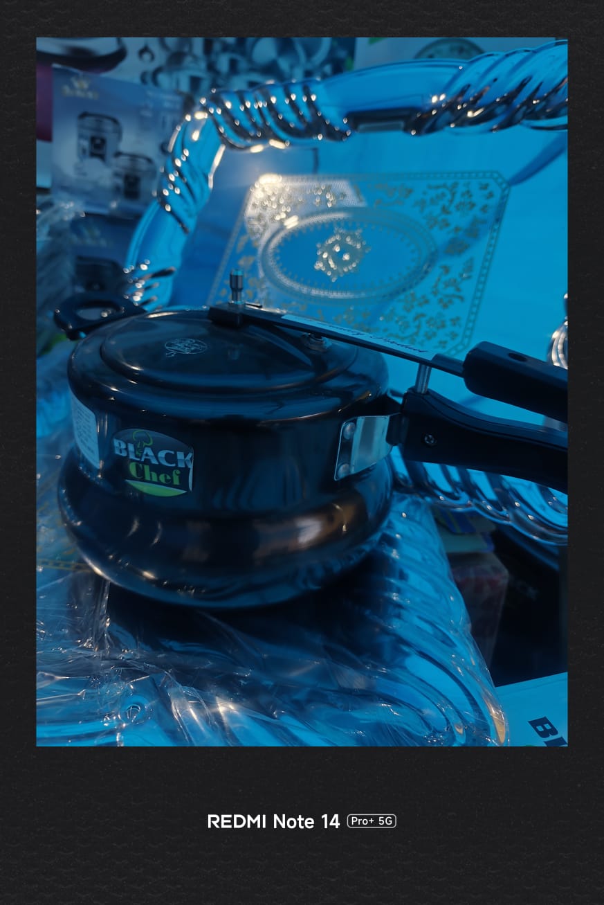 5.5 Ltr Black Chef Non Stick Pressure Cooker